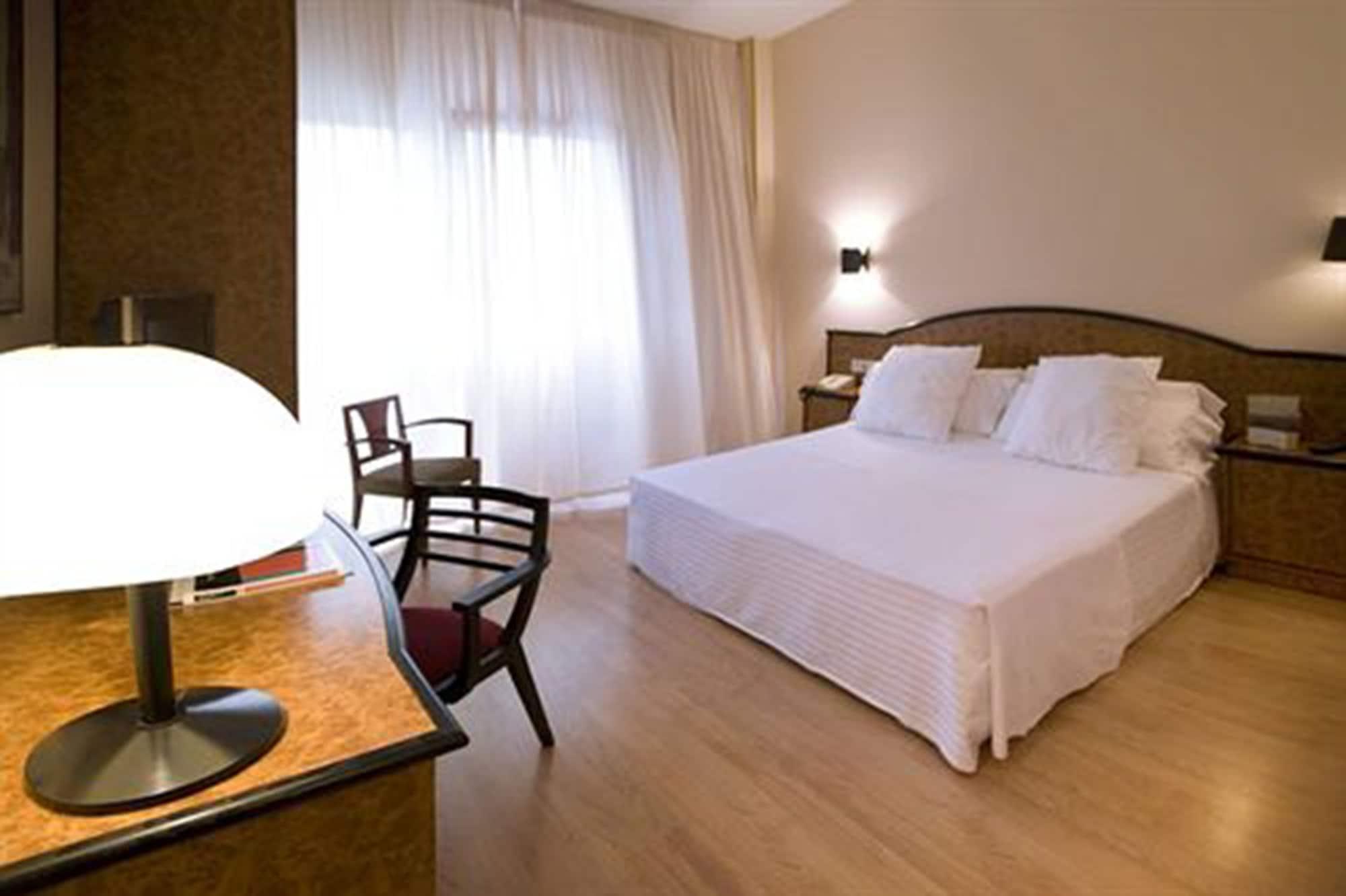 Hotel Air Penedes 维拉弗兰卡宾纳戴斯 外观 照片